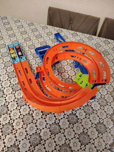 Manejlər: Hotwheels