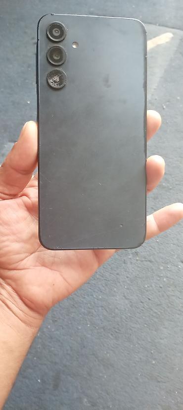 kljuc na instrument tabli: Samsung Galaxy A16 5G za Delove/Popravku.Na tel je ostecen Ekran kao — 6
