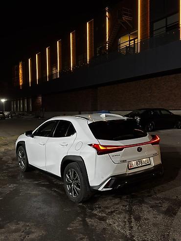Lexus: Lexus : 2019 г., 2 л, Вариатор, Бензин, Кроссовер — 5