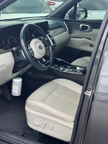 Kia: Kia Sorento: 2021 г., 1.6 л, Автомат, Гибрид, Кроссовер — 8