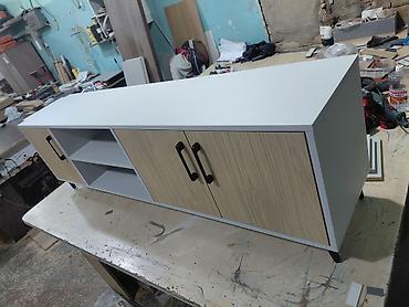 Тумбы и подставки для телевизора: Тумба под телевизор Новый,материал из ЛДСП Россия фурнитура с — 9