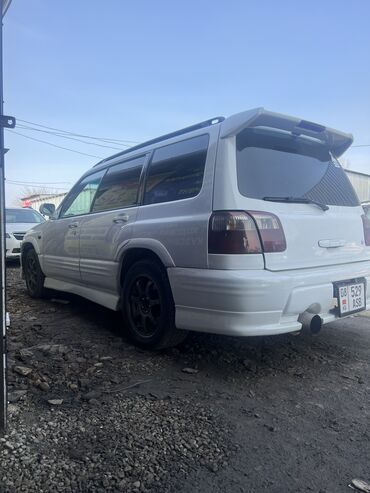 поворотник на субару: Subaru Forester: 2001 г., 2 л, Автомат, Бензин, Универсал