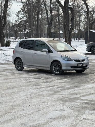 Honda: Honda Fit: 2003 г., 1.3 л, Вариатор, Бензин, Седан