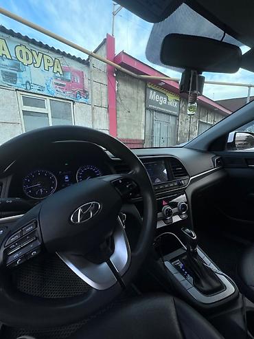 Hyundai: Hyundai Avante: 2018 г., 1.6 л, Автомат, Газ, Седан — 8