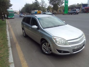 07 satsi: Opel Astra: 1.3 l | 2007 il | 280000 km Universal