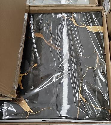 Ostali kućni dekor: 04. Samolepljive zidne obloge 
60*60cm
U paketu 10 kom 
3099 din✅✅ — 2