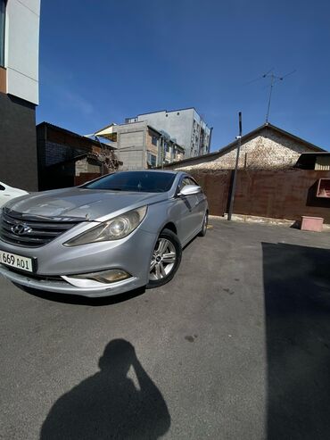 hyundai sonata прадаю: Hyundai Sonata: 2014 г., 2 л, Автомат, Газ, Седан