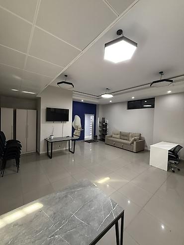Коммерциялык кыймылсыз мүлктү сатуу: Кеңселерди сатуу 40 м², Ремонту бар, Жертөлө кабаты кабат — 7