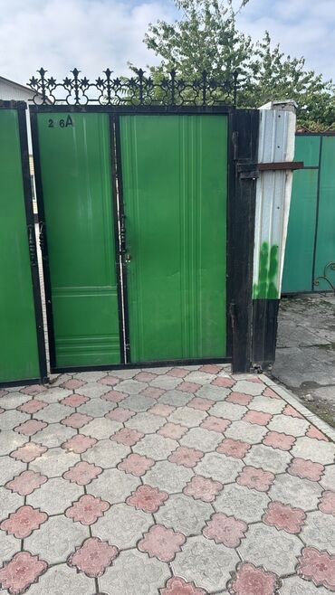 на железных номерах: Распашные ворота Стальные