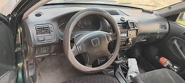 civik: Honda Civic: 2000 г., 1.5 л, Автомат, Бензин, Седан — 4