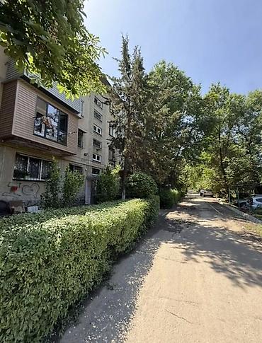 2 комнаты, 45 м², 8 мкр 104 серия, 2 этаж, Косметический ремонт at lalafo.kg 2 комнаты, 45 м², 8 мкр 104 серия, 2 этаж, Косметический ремонт