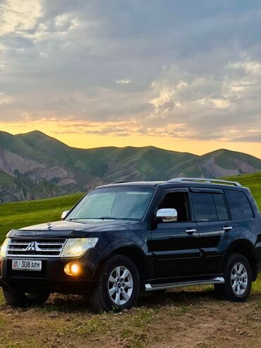 Mitsubishi: Mitsubishi Pajero: 2010 г., 3.5 л, Автомат, Бензин, Внедорожник
