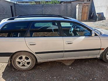 avalon 2017: Toyota Avensis: 2001 г., 1.9 л, Универсал — 4