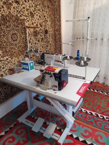 ремонт швейных машин: Швейная машина и оверлок
