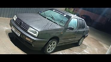 запчасти на фольсваген: Volkswagen Vento: 1992 г., 1.8 л, Механика, Бензин, Седан — 2