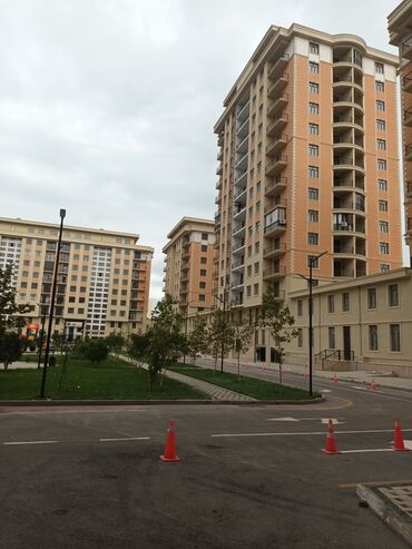 Uzunmüddətli kirayə mənzillər: Sumqayıt, Levent 2 yaşayış kompleksində 15 mərtəbəli binanın 8-ci — 34