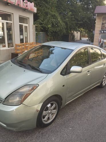 toyota maşınları: Toyota Prius: 1.6 л | 2009 г. Седан