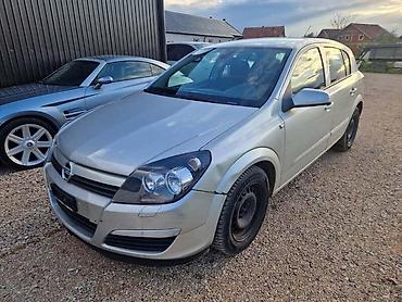 alati nis: OPEL ASTRA H 1.6 - KOMPLETAN AUTO U DELOVIMA | Svi delovi za Opel — 1