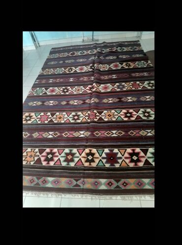 Vazalar: Xalça Dekorativ, Kredit yoxdur