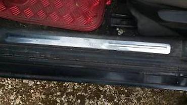 tabla u autu: ALFA 147 PRAG PLASTIKA HROM | Skinute sa alfe 147 sa 5 vrata. Cena — 4