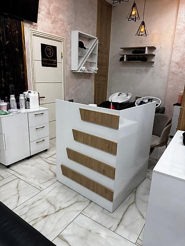 qutu sifarişi: Resepsiyon stolu – salon və ofislər üçün - Dizayn: Parlaq ağ korpus — 2