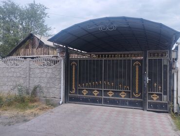 продаю дом на иссык куле село тамчы: Үй, 150 кв. м, 5 бөлмө, Менчик ээси, Эски ремонт