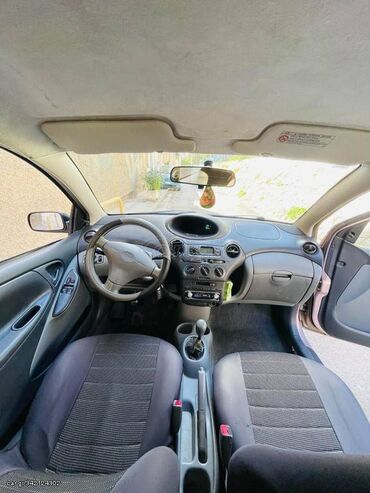 Toyota: Toyota Yaris: 1 l. | 2000 έ. Χάτσμπακ