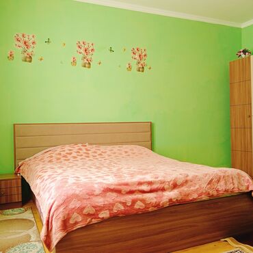 Günlük kirayə evlər: 90 kv. m, 3 otaqlı — 4