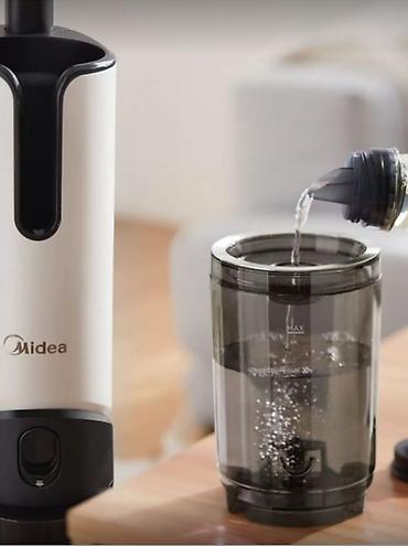 пылесосс: Пылесос вертикальный моющий Midea VSS1200 беспроводной — 7