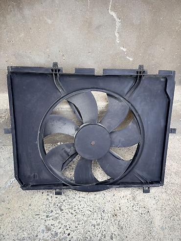 diffuzor: Mercedes w210 ideal vəziyətdə almandan gəlmə Avtomobil radiator — 1