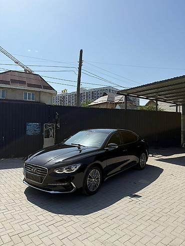Hyundai Grandeur: 2018 г., 2.4 л, Автомат, Гибрид, Седан