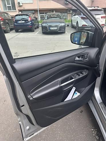 Ford: Ford – kompaktni SUV/krosover, enterijer - Kožni multifunkcionalni — 9