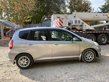 форд экскорд: Honda Fit: 2003 г., 1.3 л, Автомат, Бензин, Хэтчбэк — 3