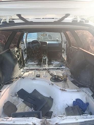 фольксваген лтд: Volkswagen Passat: 1994 г., 2 л, Механика, Бензин, Универсал — 6