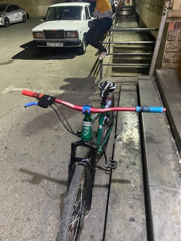 İdman velosipedləri: Şəhər və enduro tipinə uyğun yığılmış velosiped - Çərçivə: Yaşıl — 2