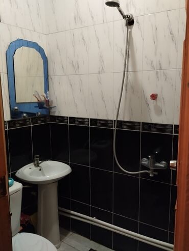 Həyət evləri və villaların satışı: Sabunçu qəs. 4 otaqlı, 150 kv. m, Kredit yoxdur, Yeni təmirli -da lalafo.az — 3 Həyət evləri və villaların satışı: Sabunçu qəs. 4 otaqlı, 150 kv. m, Kredit yoxdur, Yeni təmirli — 3