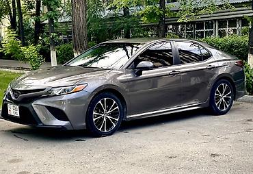 таета камри 2018: Toyota Camry: 2018 г., 2.5 л, Автомат, Бензин, Седан — 4