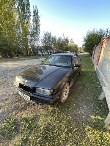 BMW: BMW 318: 1991 г., 1.8 л, Механика, Бензин, Седан