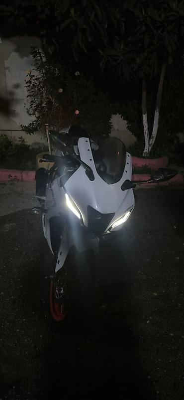 Motosikletlər: Yamaha - R15 V4, 150 sm3, 20400 km — 4