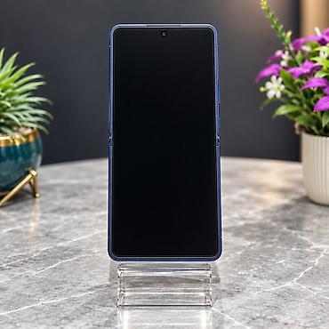 kamera temiri: Samsung Galaxy Z Flip7, 256 GB, rəng - Göy — 1