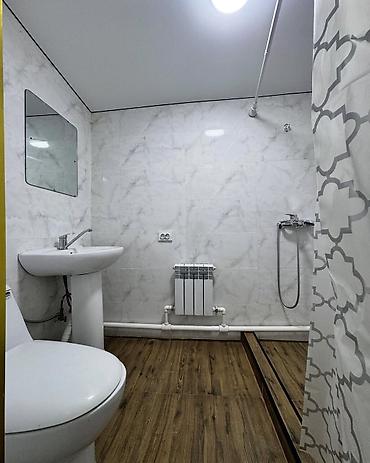 Продажа полдома: 🏡 Продаётся полдома 📍Локация: Донской 49/2 (район — 8