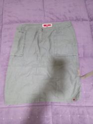 Digər qadın geyimləri: Salam. Hər biri 5 AZN. Ölçülər S və 46 üçündür. İstiyə olsa nömrə ilə — 3