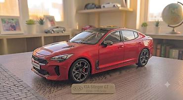 mitsubishi pajero: Mitsubishi Pajero Sport 2018 modelinin 1:18 miqyaslı kolleksiya — 8
