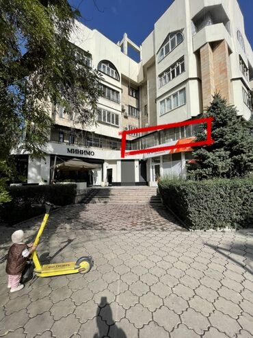 долгосрочная аренда дома бишкек: Сдаю Офис, 130 м², В жилом комплексе, 1 линия, С отдельной кухней, С отдельным сан узлом