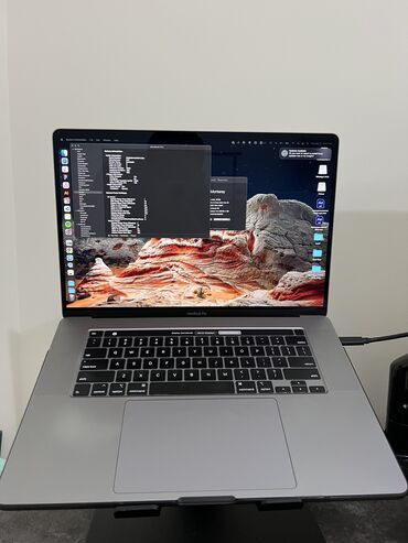 ноутбук цена бишкек в Кыргызстан | Ноутбуки и нетбуки: Apple MacBook Pro 16-inch 2019, Intel Core i9, 16 ГБ ОЗУ, 15.6 "