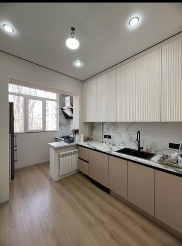 Продажа квартир: 4 комнаты, 77 м², 106 серия, 3 этаж, Дизайнерский ремонт