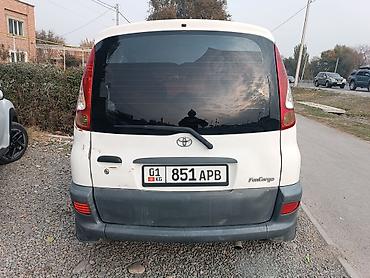 man f3000: Toyota Funcargo: 2002 г., 1.3 л, Автомат, Бензин, Минивэн — 4