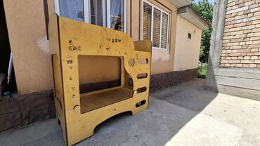 б у мебель для кухни: Двухъярусная детская кровать, Б/у, Натуральное дерево