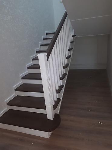 Деревянные лестницы: Деревянная лестница Для дома, Форма лестницы: Много-маршевая, Стиль: Классический — 18