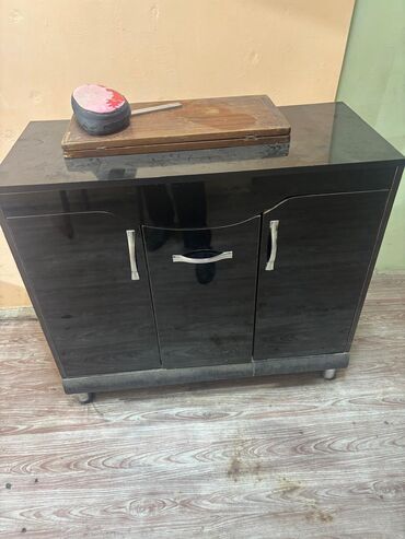 Salon, tibbi mebel dəsti: Bərbər salonu üçün tam dəst mebel və avadanlıq Tam isdey vezyetde — 5